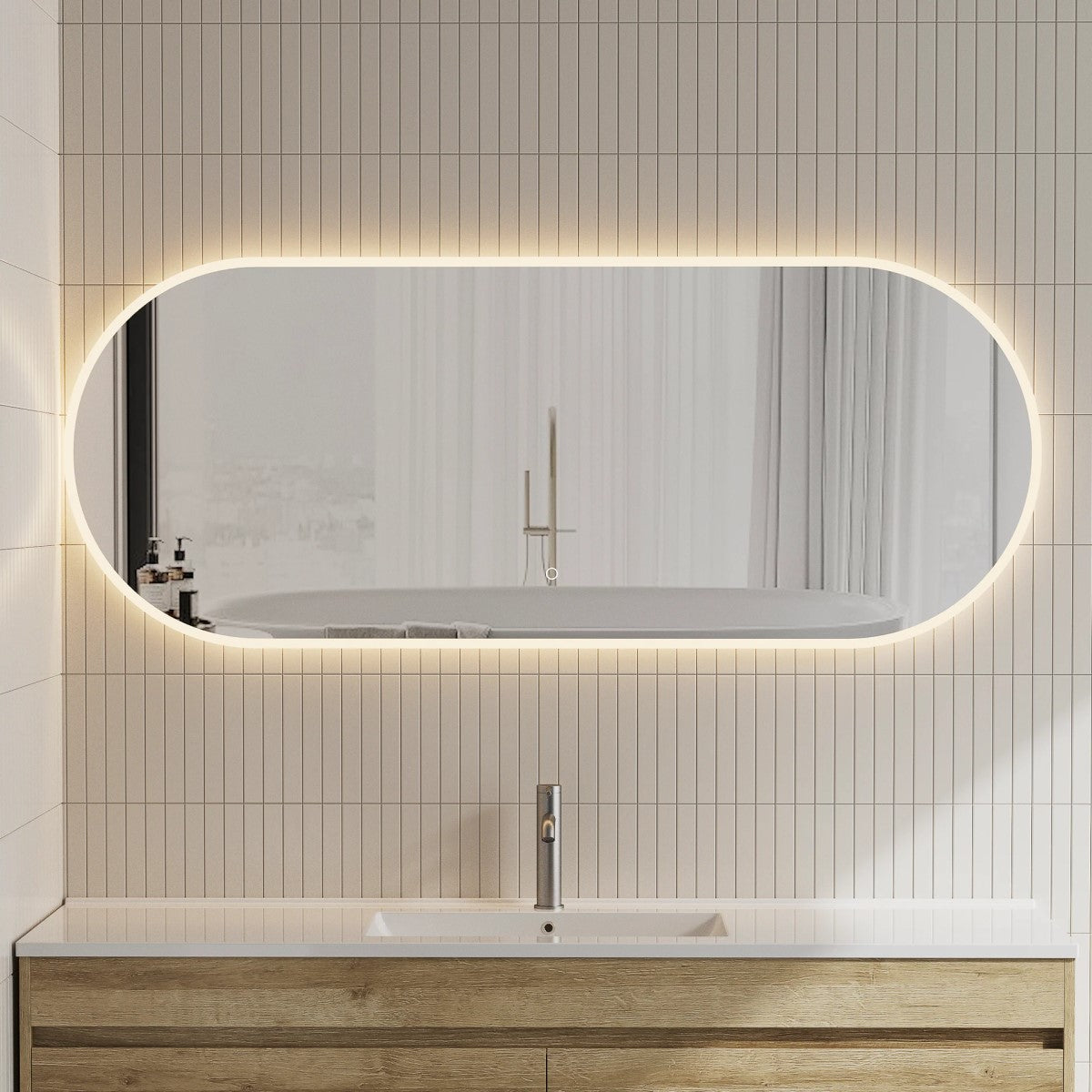 Espelho Oval Borda Infinita com LED 80x60 Cm Lapidado com Touch-Screen